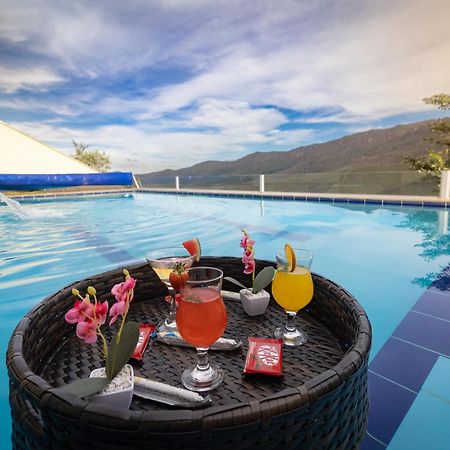 Ate 8 Hospedes, Linda Vista, Piscina, Salao De Jogos E Brinquedoteca Ouro Preto  Exterior foto